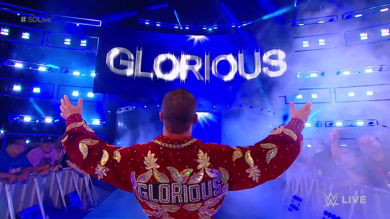 WWE: Glorious (Bobby Roode Entrance)