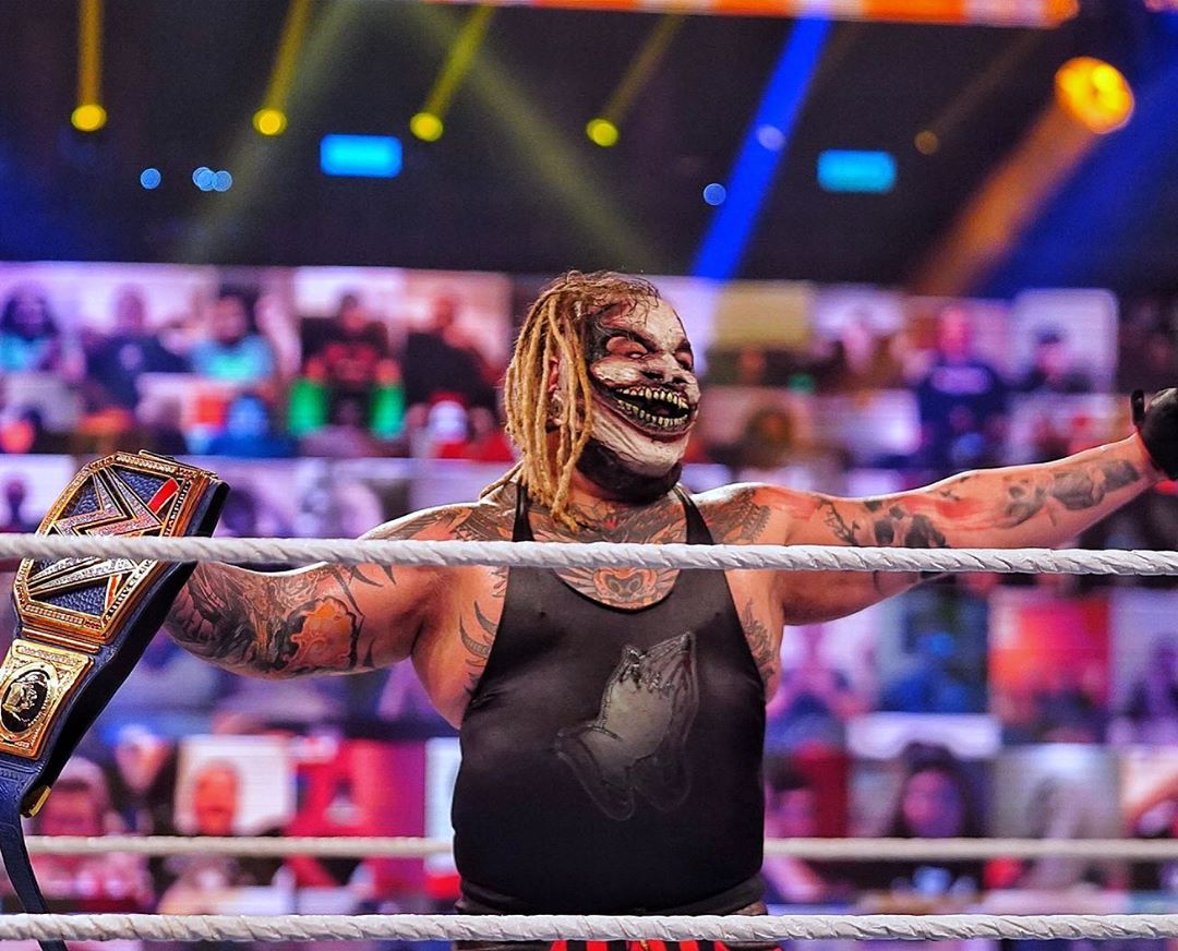 The Fiend" Bray Wyatt Wins WWE Universal Title At SummerSlam
